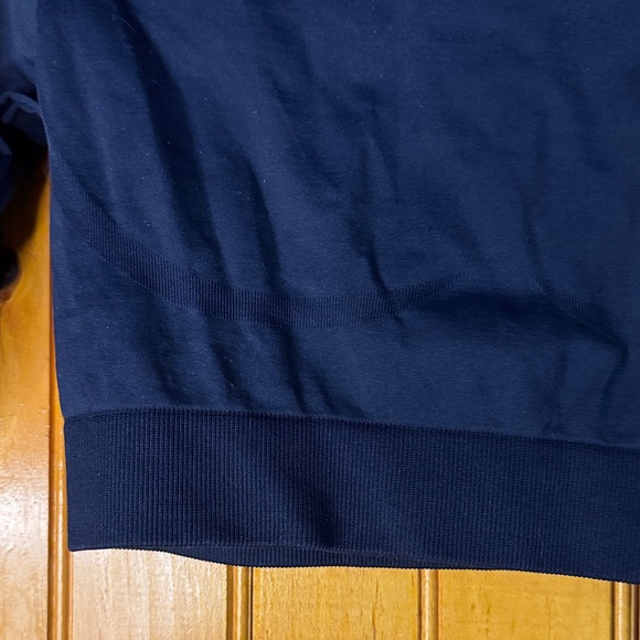 Gymshark Navy Long Sleeve Compression Crop Top - Picture 5 of 6